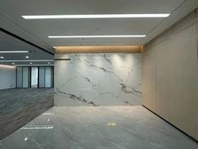 85番禺四海城纯写字楼电梯口336方精装出租方正实用