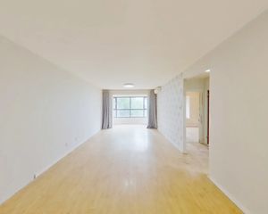 华业东方玫瑰A区 西南两居室是、户型方正