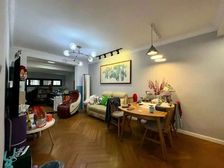 近地铁,市北医院!双南改板式,附赠采光花园天井,精装全送!