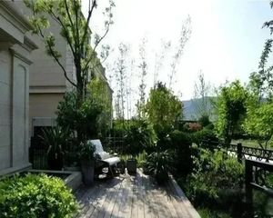 凯德精装上叠出售 在家观山景的 位置极好