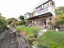 双拼别墅,200平大花园,送中庭带地下室,偏欧式风格装修