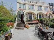 场西路地铁口 五期大户型联排边套,装修300 中央空调带地暖