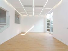 北临河双拼别墅,花园300平,送双车位,带中央空调地暖有钥匙