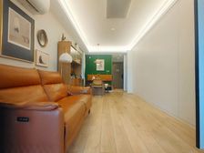 处理中央公园头排精装三房,近商圈