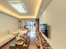 万科城堂苑 精装修保养好 房东诚心出售