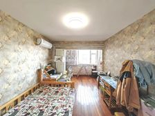 舜耕路泉城公园南侧电梯大平层精装四室好楼层环境好诚意急售