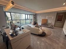 地铁口200米,周边商业环绕,精装交付