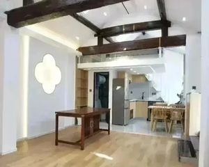 西城区陶白位置好,潜力大,双证齐全随时过户。