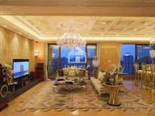 凯旋1号 4房2厅625万