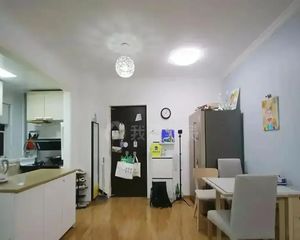 金地朗悦朗园婚房2居室 采光充足南中间楼层