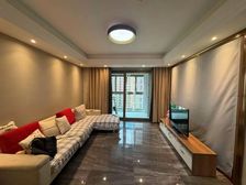 改善四房南北通透 小区新 车位充足 电梯房 装修好 价格好谈