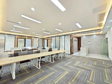 中洲交易中心/一手业主物业/全新装修/随时进驻/东北向江景