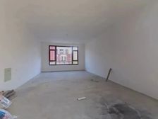 新型叠拼边户带小院 电梯独立入户双 4室1厅 251.18平