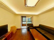 业主诚意出售 看房随时有钥匙 周边配套齐全 拎包入住