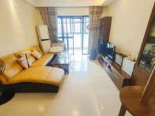 悦时代花园 诚心出售 价格可谈 送家私家电送车位包税 东南向