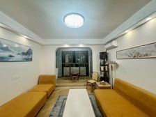 中南锦苑(东区) 2室2厅1卫 精装修 215.6万元