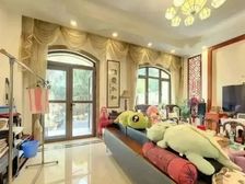 买房只收0.5% 银亿领墅 5室2厅 411.41平