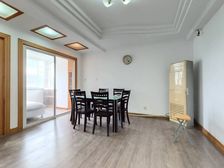 满五税费少 苏州市区虎丘塔旁边 单价只是楼面价而已 车库