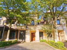 业主急售!独拼别墅,单层100平,采光地下室,送双车位花园