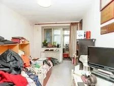 地铁8号线和义站 和义西里底层1居 2009年建成 房龄新