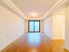 小三房 朝南 双卫格局 次新小区 商品住宅 装修好 动静分离