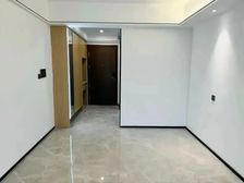 保利领秀海 带电梯 商品住宅 次新小区 小三居 满五 装修好