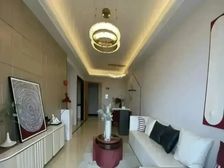 伟腾云星 次新房 南向精装修 保养好 拎包入住 来电看房