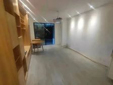 层高3.2一梯三户,三房朝南双,天井可做,售后公房