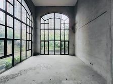 御泉山独栋 位置安静 直连私家山体公园 适合三代同堂