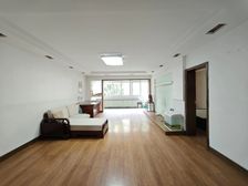 银座花园 4室2厅3卫 普通装修 325万元