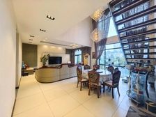 人和核心位置 顶跃带露台 出门就是轻轨和公园