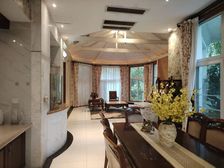 豪华装修 拧包入住 位置好 龙湖香樟林独栋别墅