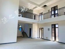 观景大独栋 每个套房都有观景阳台赏四季美景 地库可停8部汽车