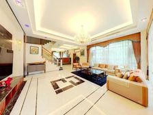 五缘湾中骏别墅 边套303平 温泉入户 坐北朝南 格局方正