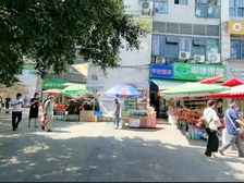 地铁口门面总价98W年租金7万