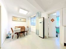 三香新村南区1楼带院子61平110万