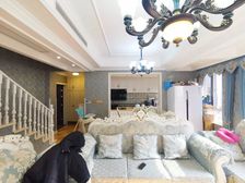 娃儿的高起点BS 照母山洋房 法式风格跃层 三房双卫