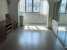 莘松四村4楼3房,两房朝南厅朝南,采光好,看房有钥匙