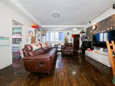 新上 !电梯大两房 ,位置好,景观楼层,诚意出售