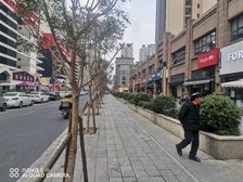 高新区主商圈1楼临街美发店带租约出售63.8万