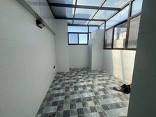 禹洲龙子湖郡顶复,楼上有单独出去的门,实用面积大,带价格露台