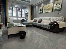 百合燕山公馆 带电梯 小三房 正规商品房 南北通透