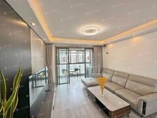 07年人车分流品质小区 边套高区南北通三房 有地下产权车位!