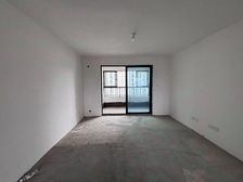 新出!洋房!洋房!带地暖!四叶草户型!位置安静!石榴江淮院子