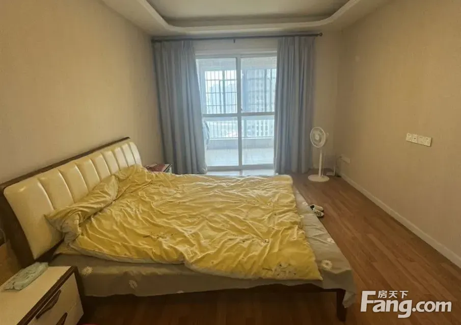 嘉年华 陶店北苑 婚房装修 基本上没住过 家具家电全送