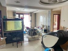 财富广场南区 有电梯 刚需三居出行方便 南北通透