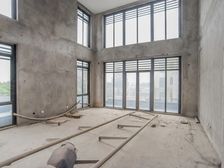 国贸天琴湾 独栋别墅 后排边套 视野开阔 看房方便 坐北朝