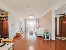 万科新里程 楼龄新 近地铁 精装好房 环境好 正南朝向