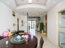 08年正规复式挑高厅,附赠60平露台,七复八,九楼阁楼附赠