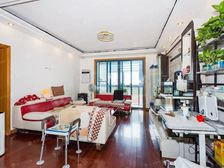 06年品质小区,南北通全明三房,业主诚售!价格可谈!近地铁